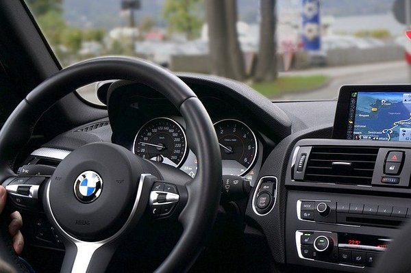 Acheter un GPS pour votre voiture : Ce que vous devez savoir